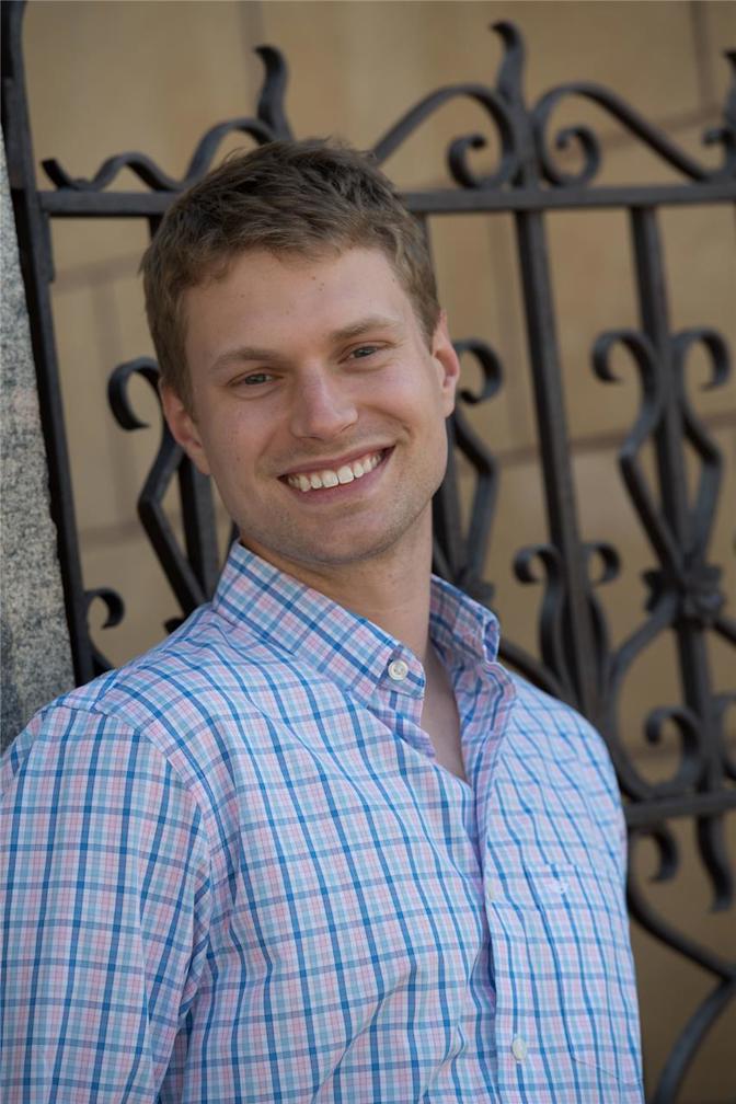2021 David C. Leach Awardee Matthew Robert "Robbie" Martin, MD is an instructor fellow who focuses on evidence-based provider well-being promotion at the University of Colorado School of Medicine. He specializes in family medicine.